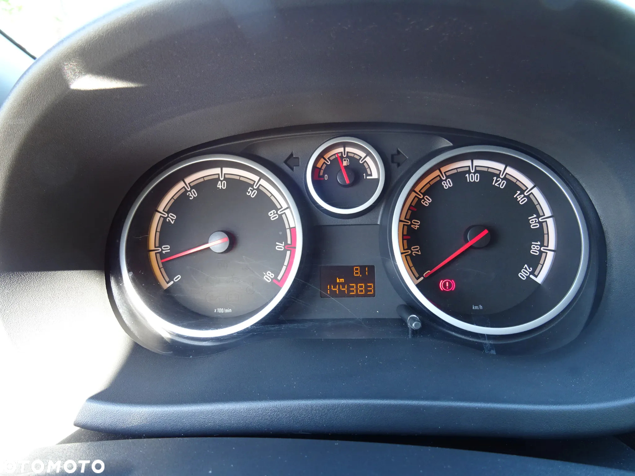 Opel Corsa 1.4 16V Satellite - 22