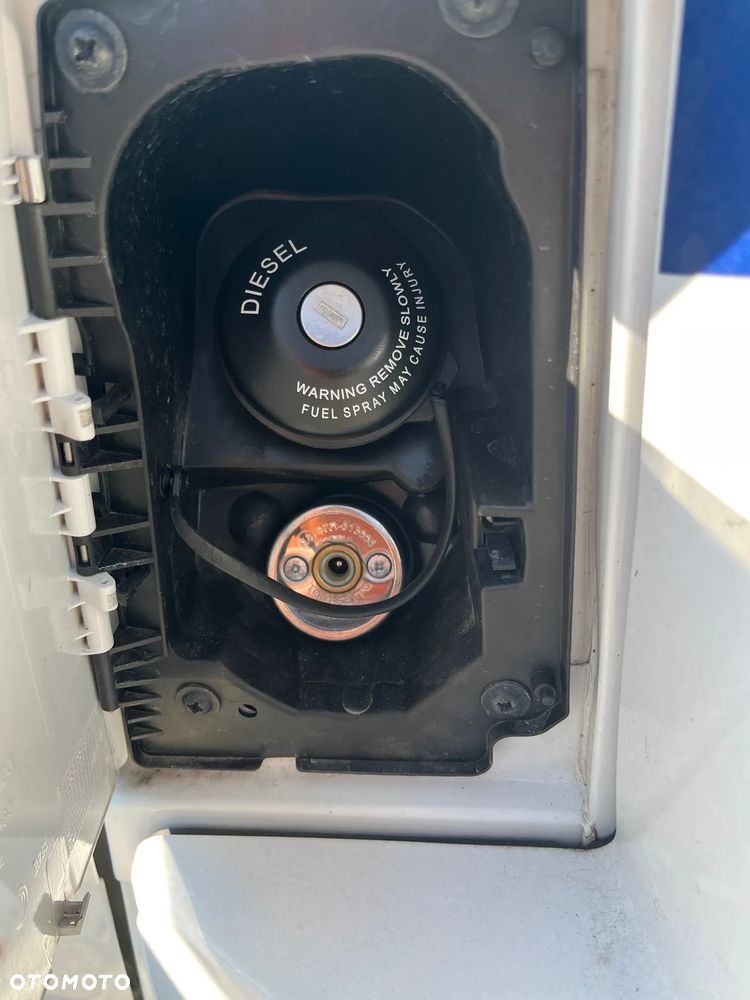 KNAUS LIVE WAVE - 19