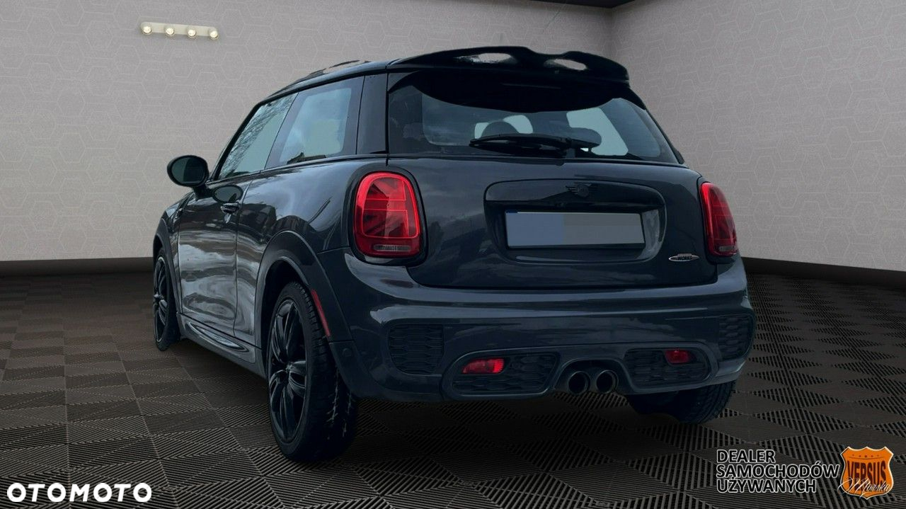 MINI John Cooper Works - 4