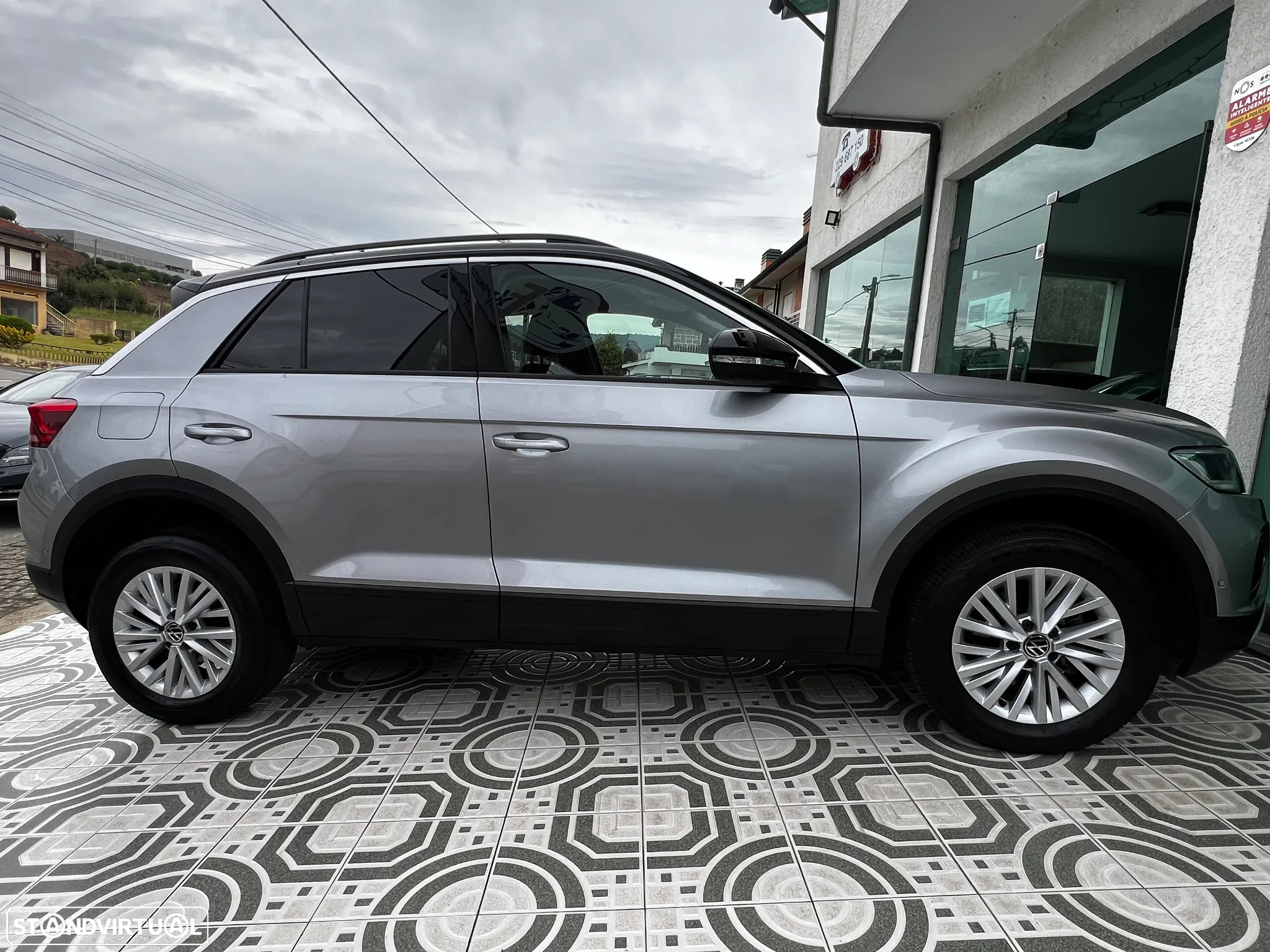 VW T-Roc 1.0 TSI Urban - 35
