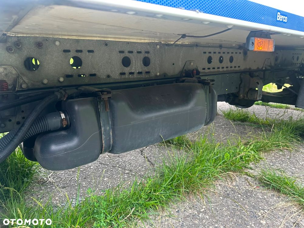 Iveco Daily KONTENER+WINDA (udźwig 750kg) 2.3 diesel 156 kM automat 2021 WEBASTO, KAMERA COFANIA, GWARANTOWANY NIEWIELKI PRZEBIEG 160tyś. - 9