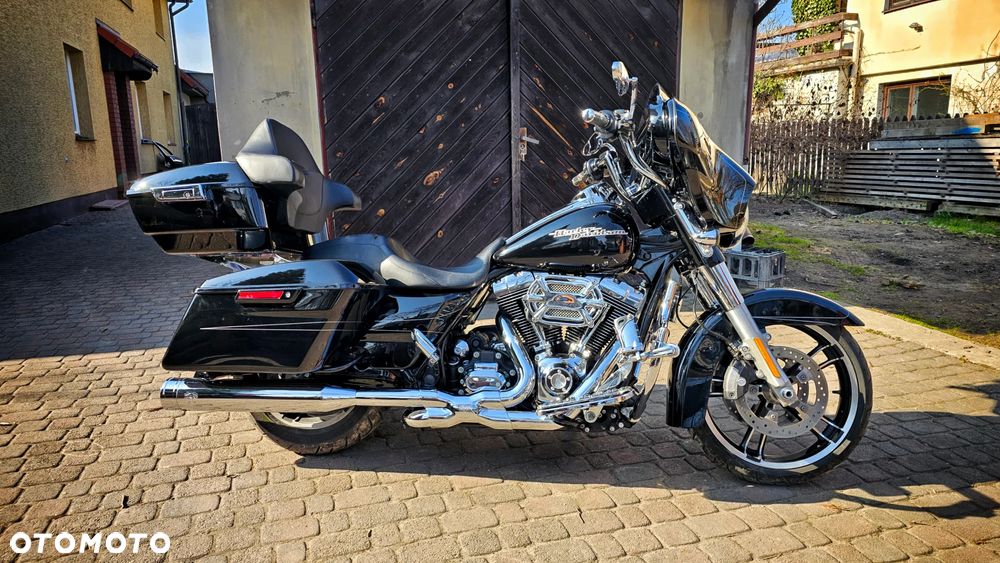 Harley-Davidson Touring Street Glide - 9