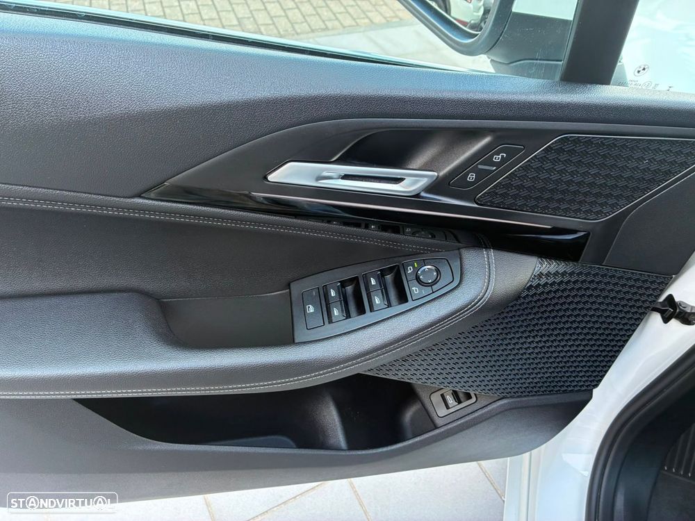 BMW 218 Active Tourer i Line Luxury Auto - 9