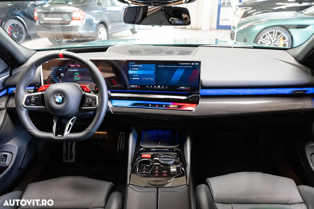 BMW M5 xDrive - 5