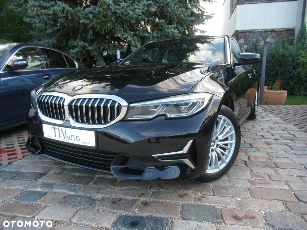 BMW Seria 3 320i Luxury Line - 2
