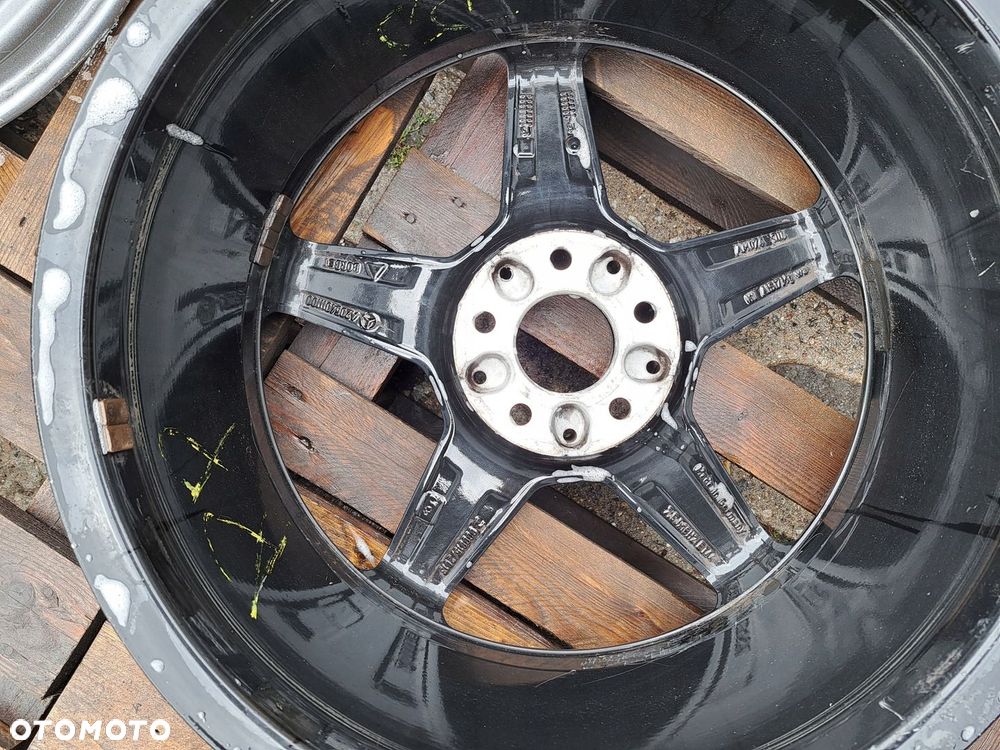 Oryg. Mercedes C-Klasa 205 A205 W205 18 AMG 7.5j et44 A2054011100 4691 - 2