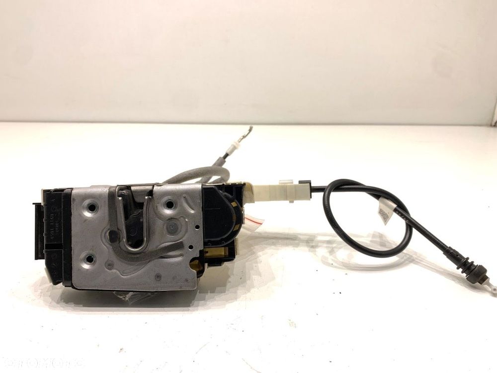 ZAMEK DRZWI LEWY PRZÓD  MERCEDES-BENZ SPRINTER 3,5-t Tourer Bus (B907) 2018 - 2022 317 CDI - 1