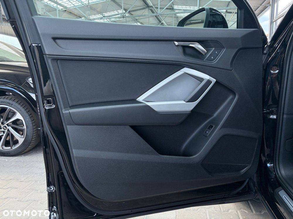 Audi Q3 - 10