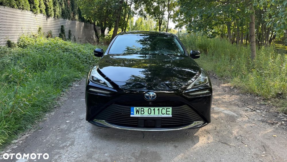 Toyota Mirai Luxury - 4