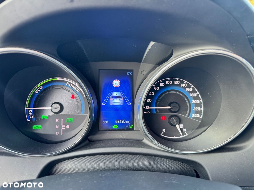 Toyota Auris Hybrid 135 Comfort - 33