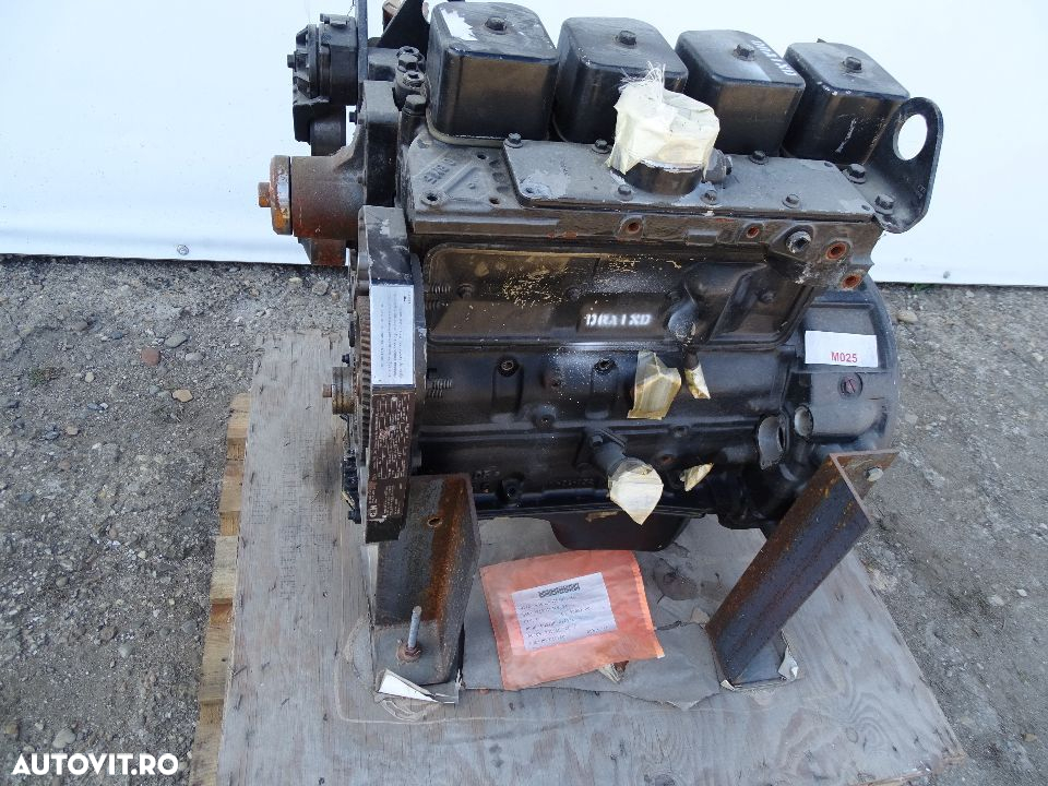Motor Cummins  4T - 390 stare Nou - 7
