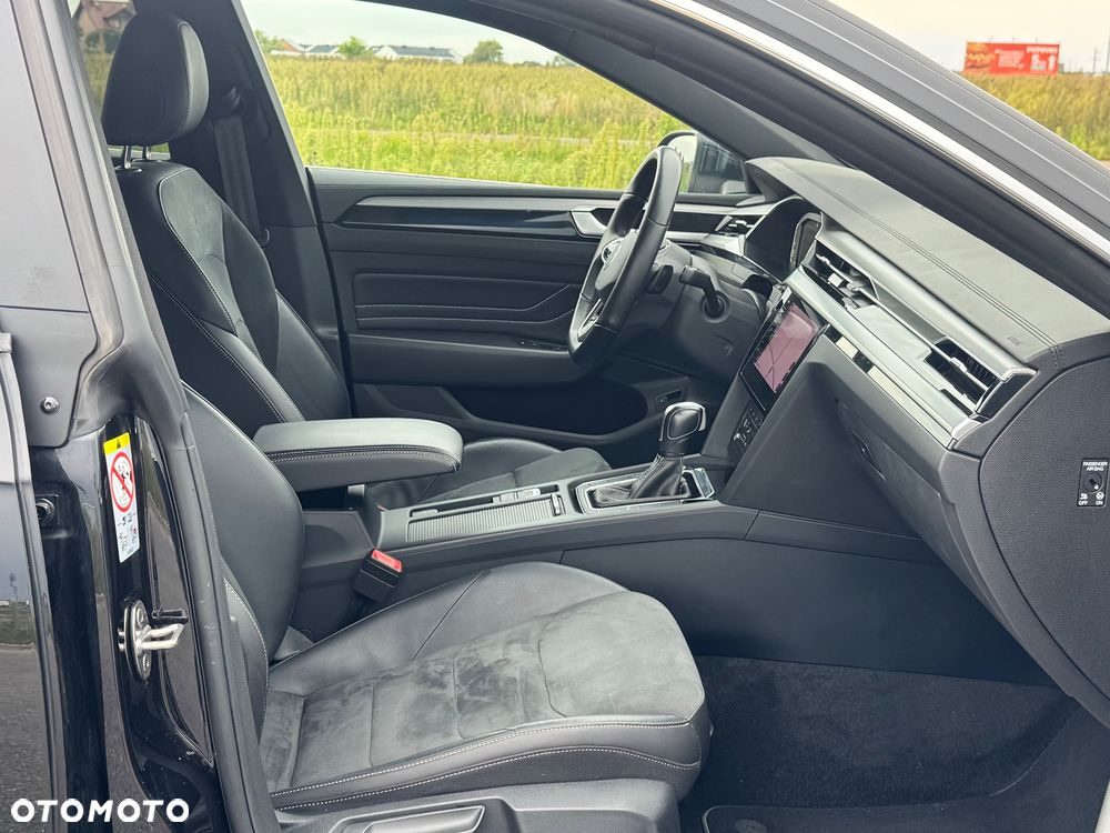 Volkswagen Arteon 2.0 TSI DSG R-Line - 24