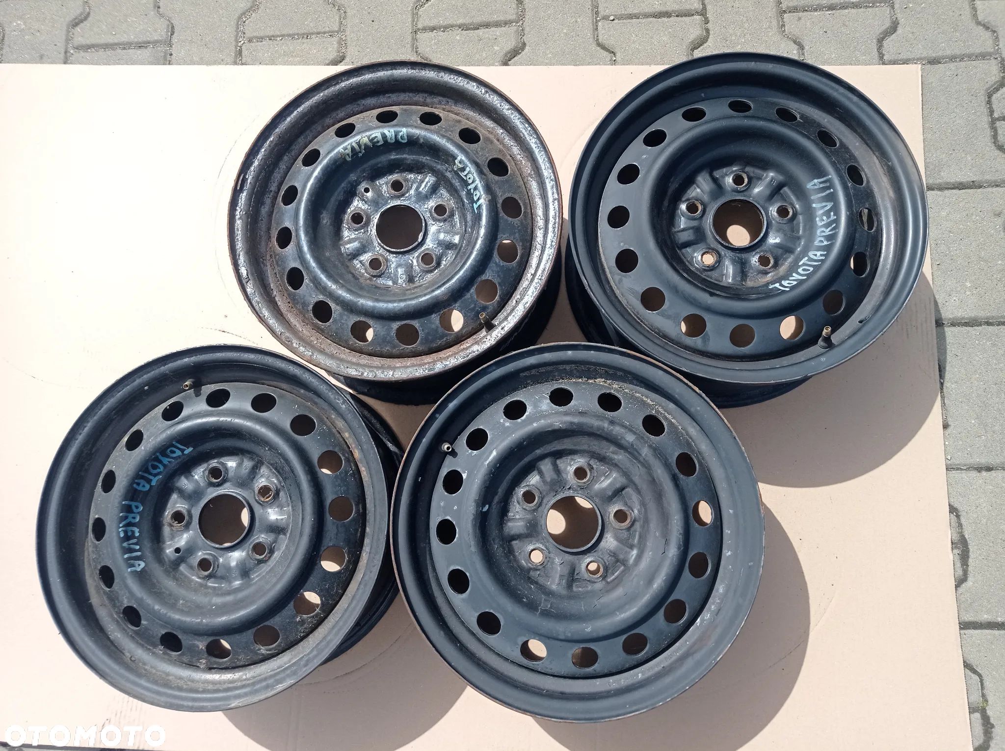 FELGI KOMPLET TOYOTA PREVIA 15 6,5J 4 SZTUKI - 1