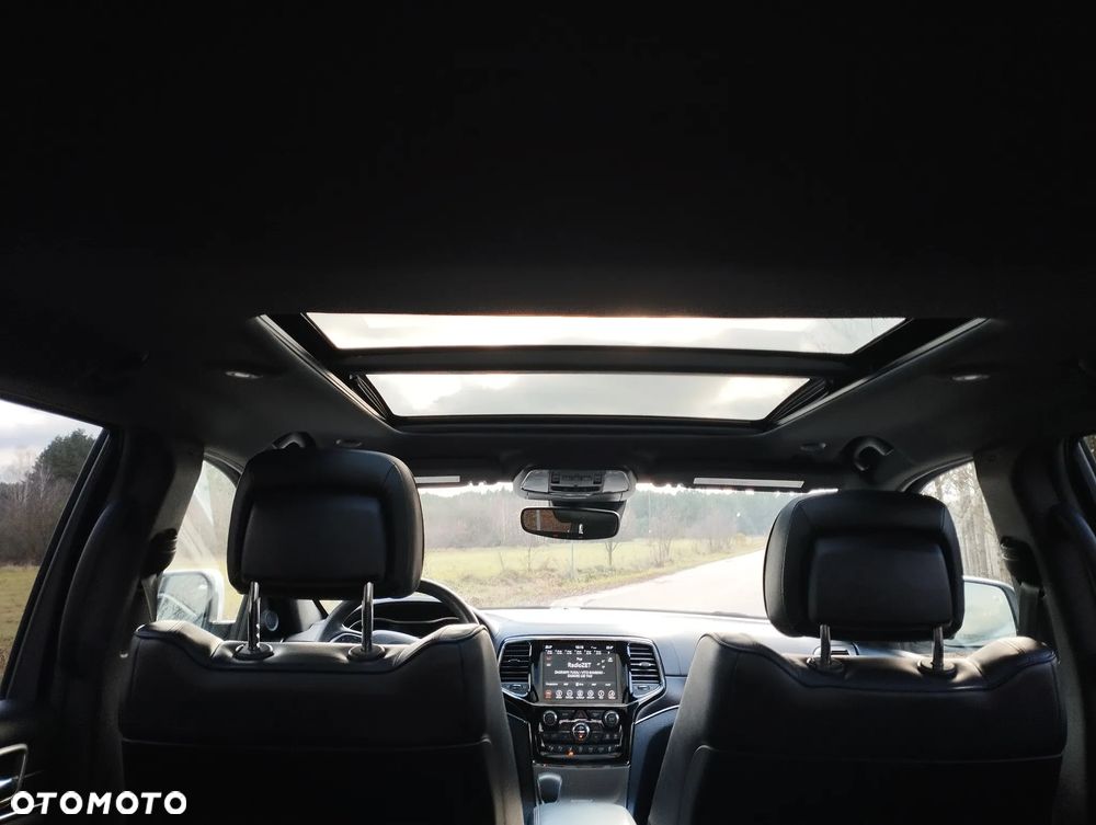 Jeep Grand Cherokee 5.7 V8 Overland - 29