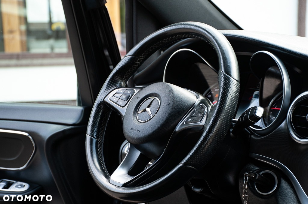 Mercedes-Benz Klasa V 220 (BlueTEC) d 7G-Tronic - 14