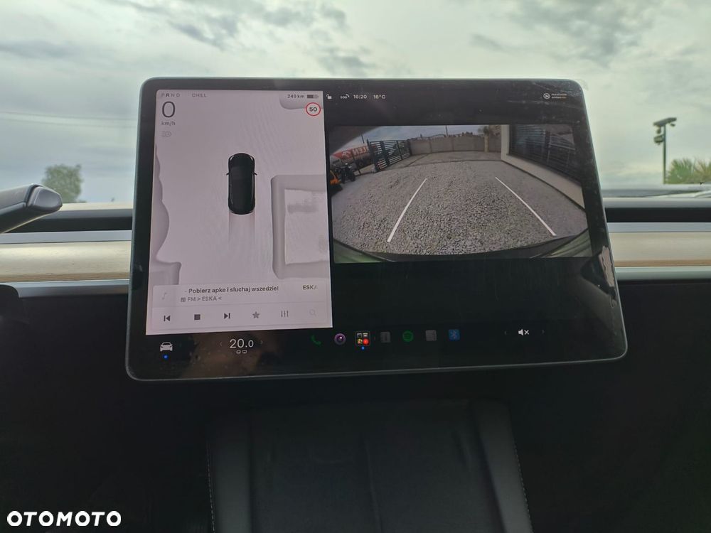 Tesla Model 3 Standard Reichweite Plus Hinterradantrieb - 31