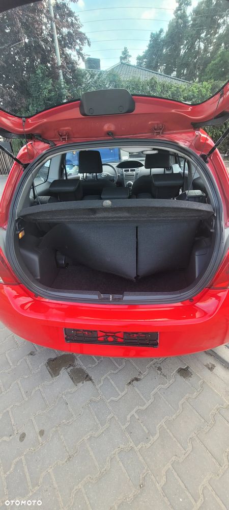 Toyota Yaris - 17