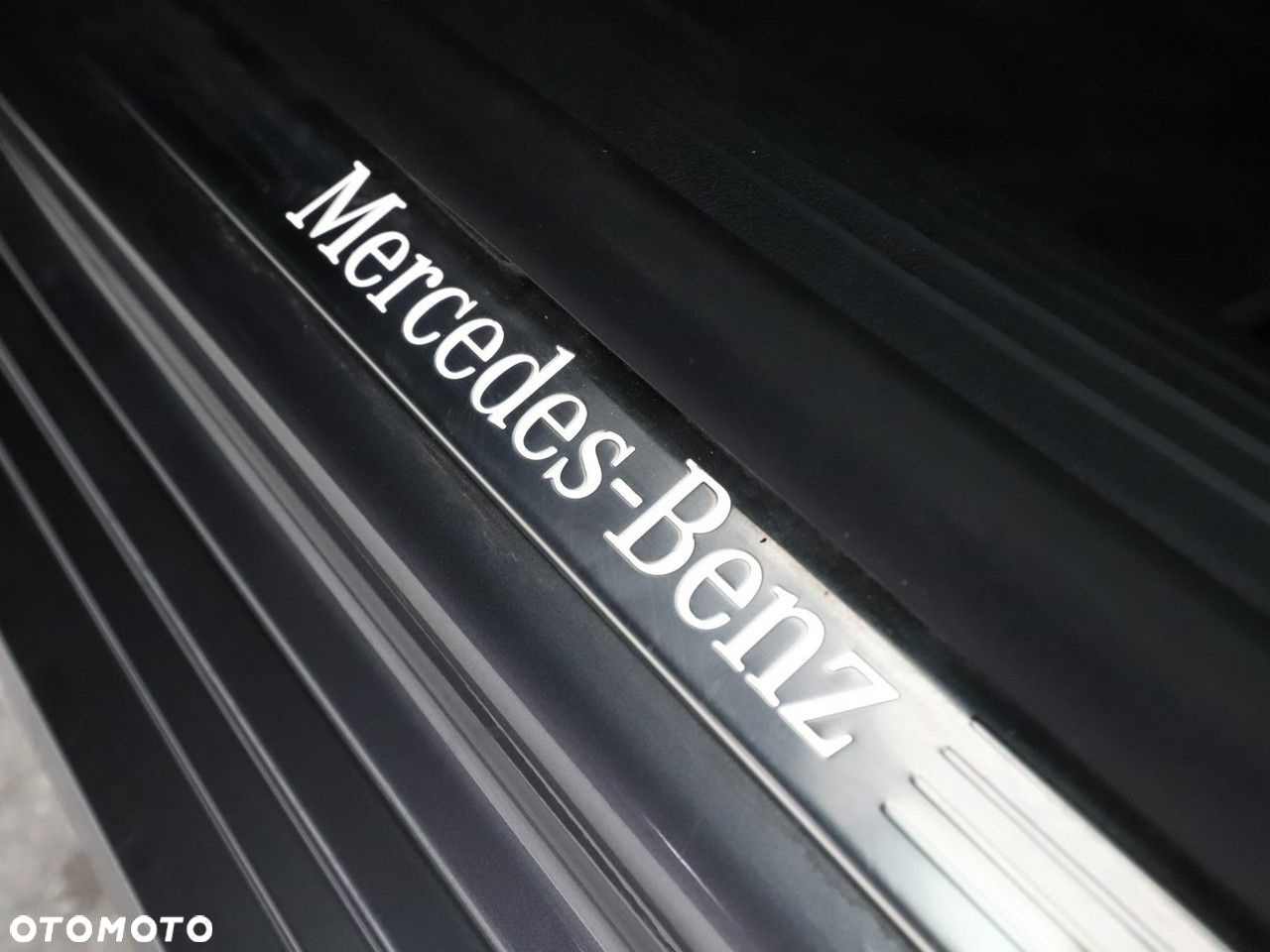 Mercedes-Benz CLA 250 E Progressive 8G-DCT - 37
