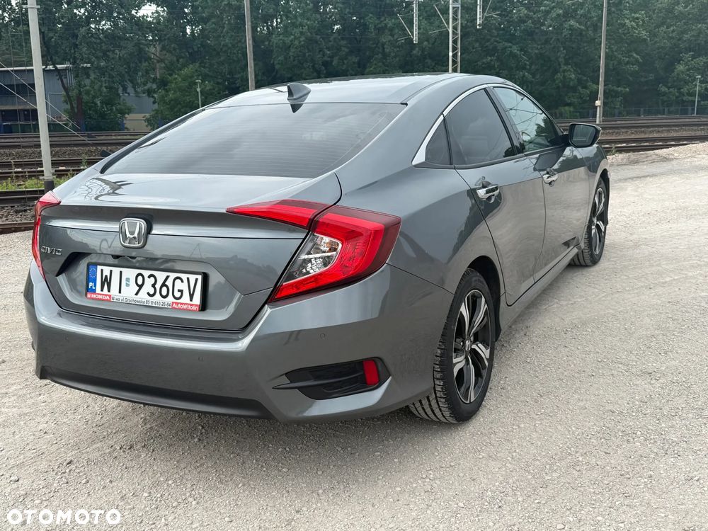 Honda Civic 1.5 T Elegance - 5