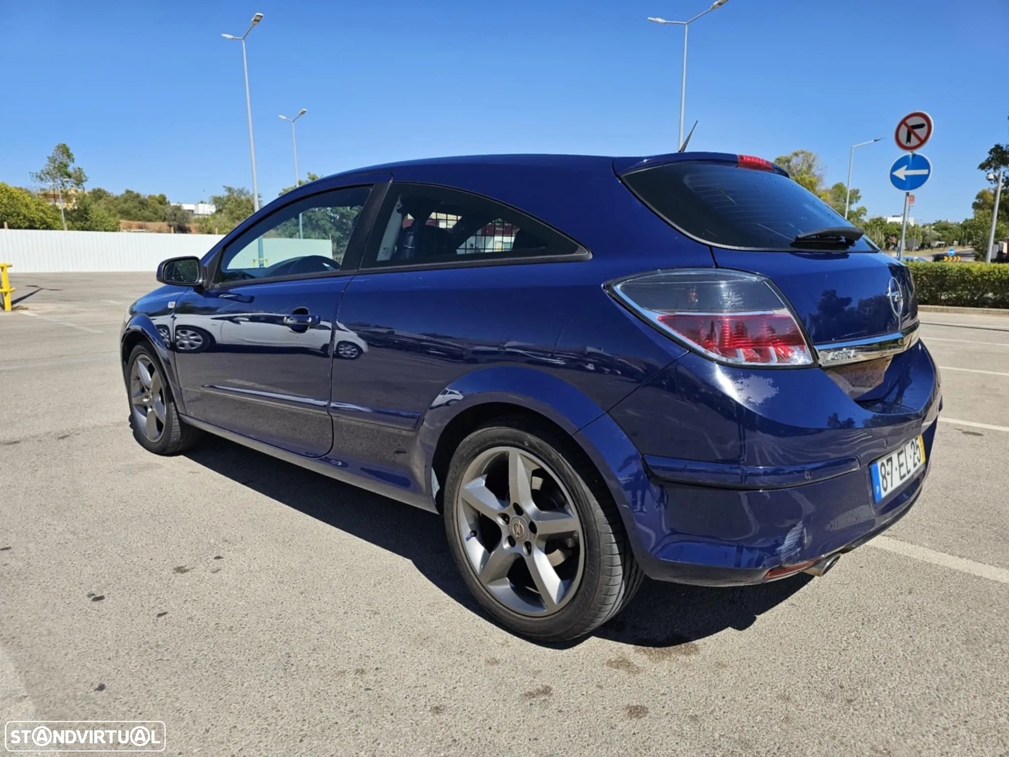 Opel Astra GTC 1.7 CDTi - 6