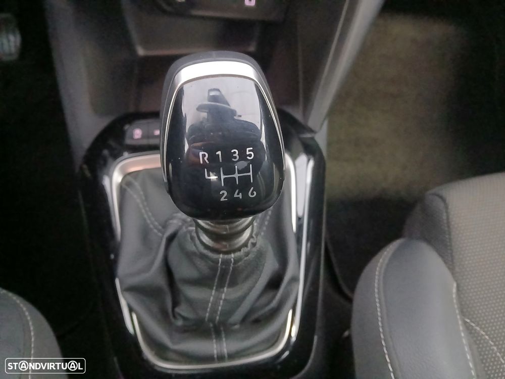 Opel Corsa 1.2 T GS - 19