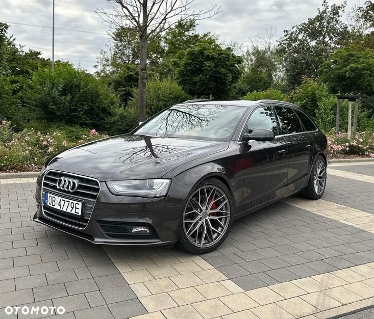 Audi A4 - 1