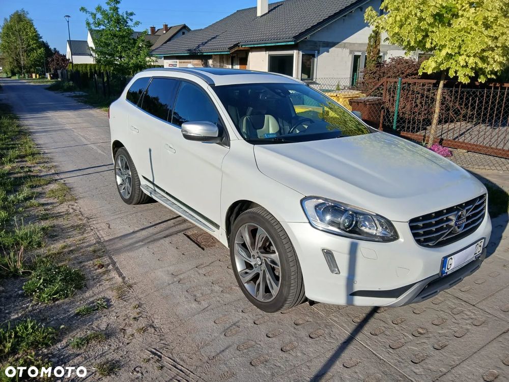 Volvo XC 60 D4 AWD Geartronic Edition Pro - 1