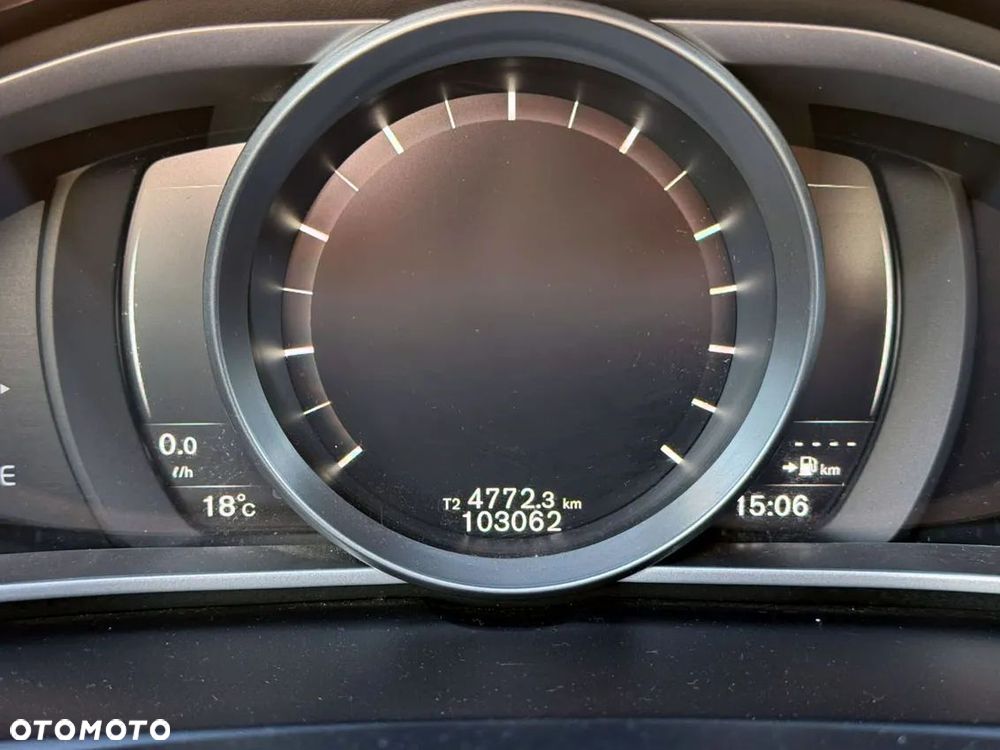 Volvo V40 - 15