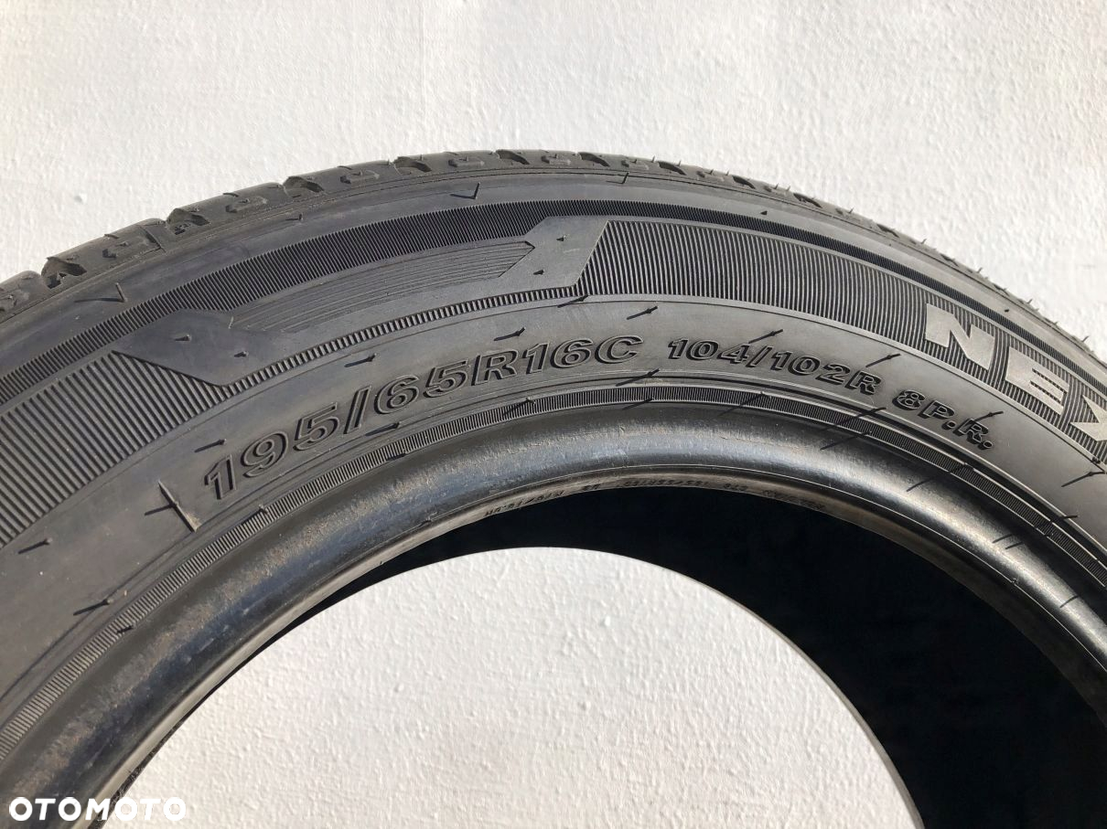 OPONA 195/65/16C 104/102R NEXEN ROADIAN CT8 - 7