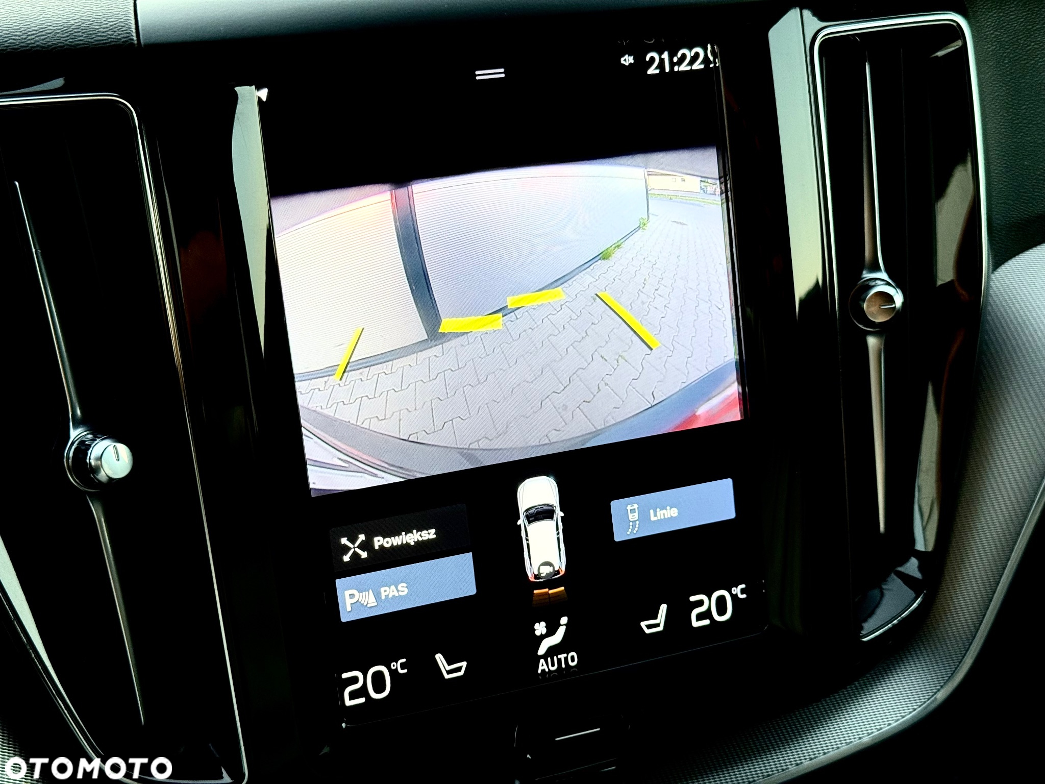 Volvo XC 60 D4 R-Design - 35