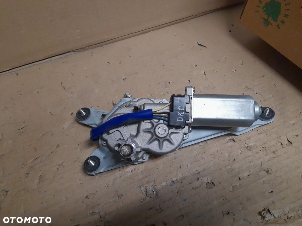 SILNICZEK WYCIERACZKI TYŁ HYUNDAI I20 98710-1J000 - 3
