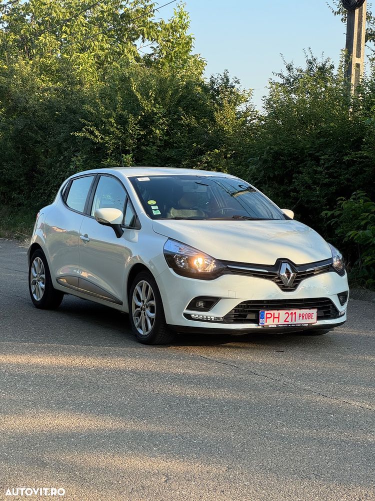 Renault Clio - 2