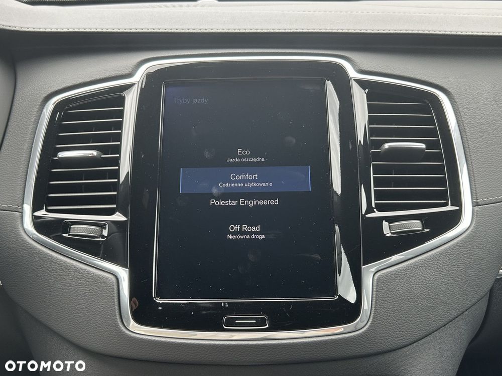 Volvo XC 90 - 20