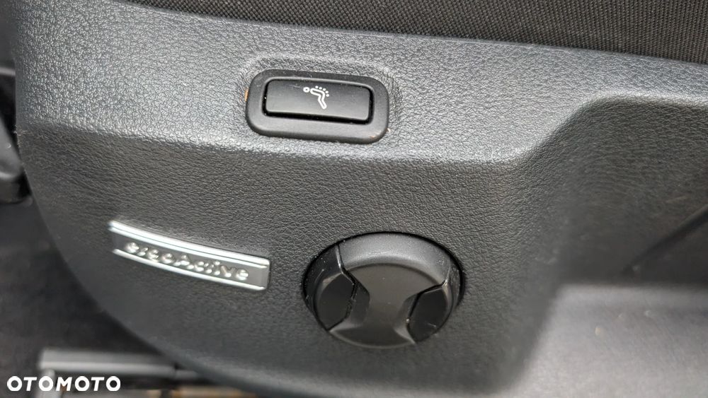 Volkswagen Golf 1.6 TDI (BlueMotion Technology) Comfortline - 10