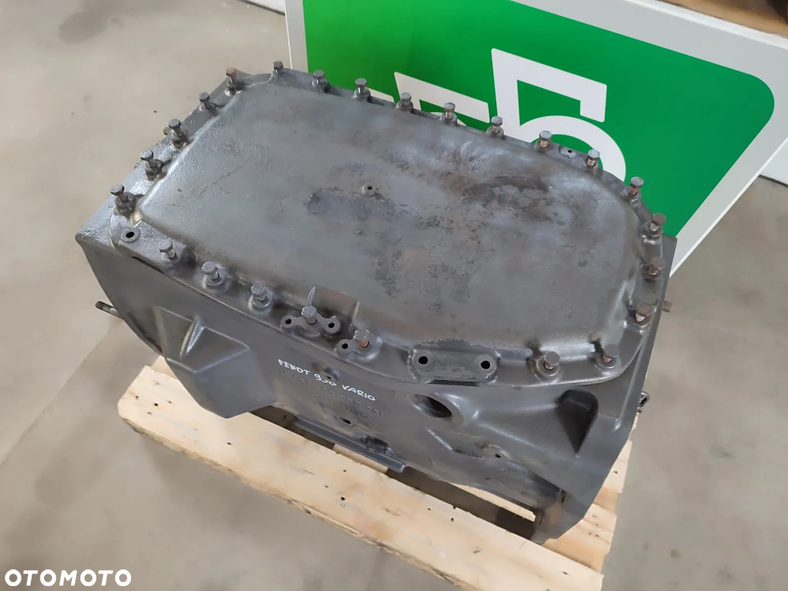 Obudowa skrzyni biegów M931100050021 FENDT 930 VARIO - 3