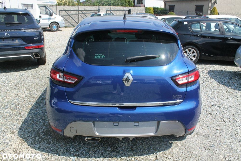 Renault Clio - 6