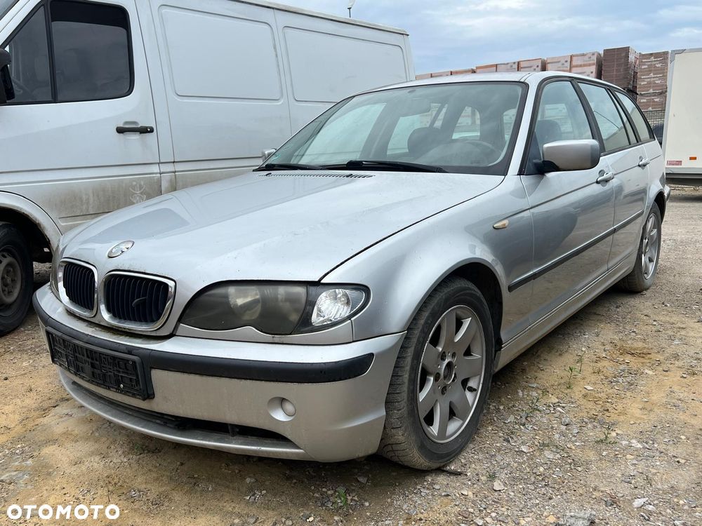 BMW E46 318i kombi (354/7 Titansilber metallic) części maska zderzak błotnik lampa klapa drzwi fotele silnik M52B20 - 1