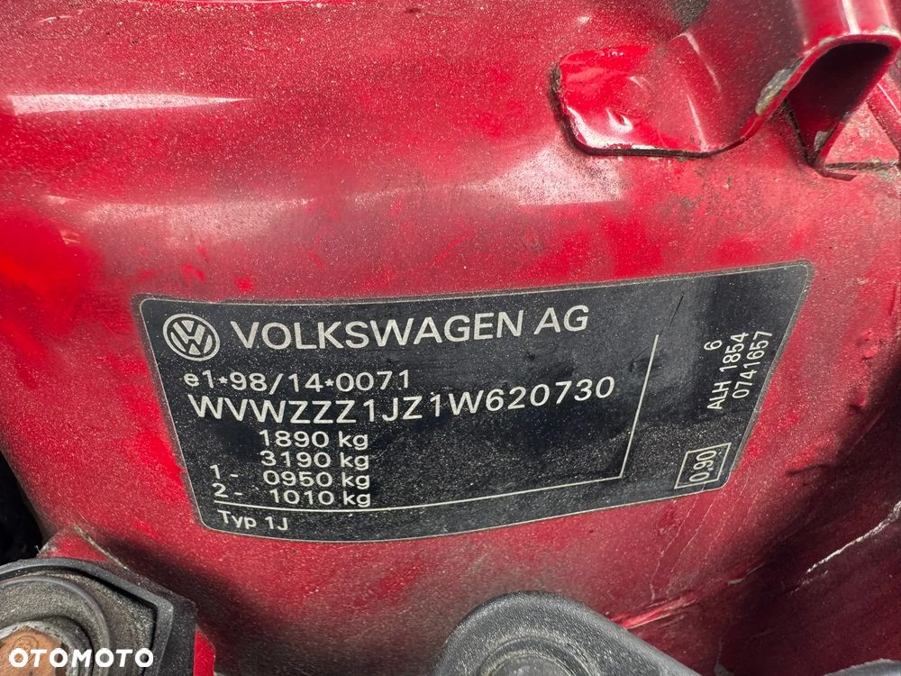 Volkswagen Golf - 20