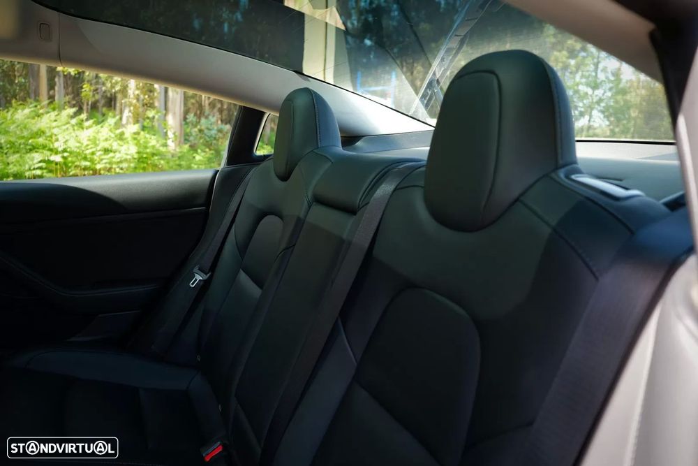 Tesla Model 3 Long Range Tração Integral - 33