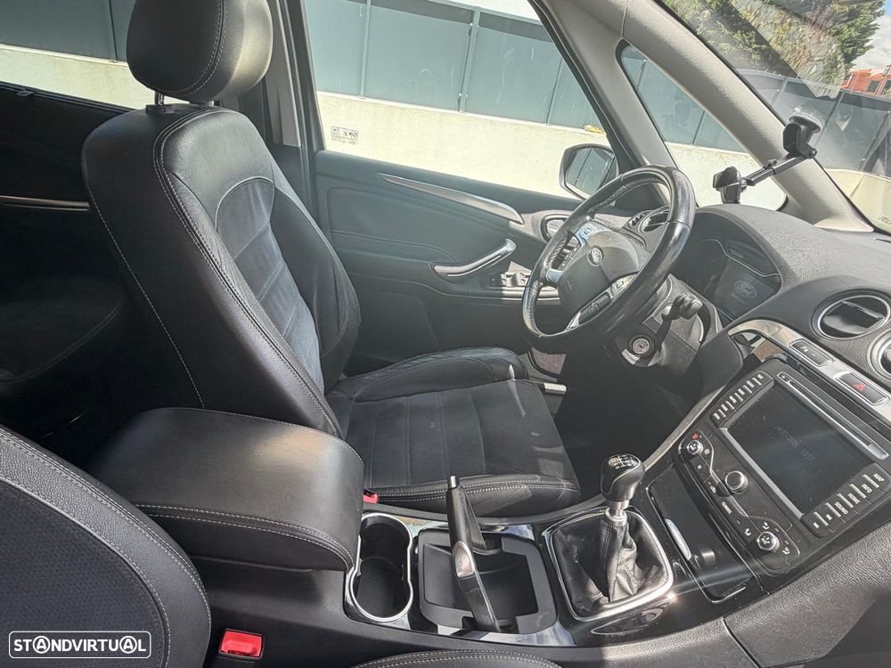 Ford S-Max 2.0 TDCi Titanium 7L 143g - 9