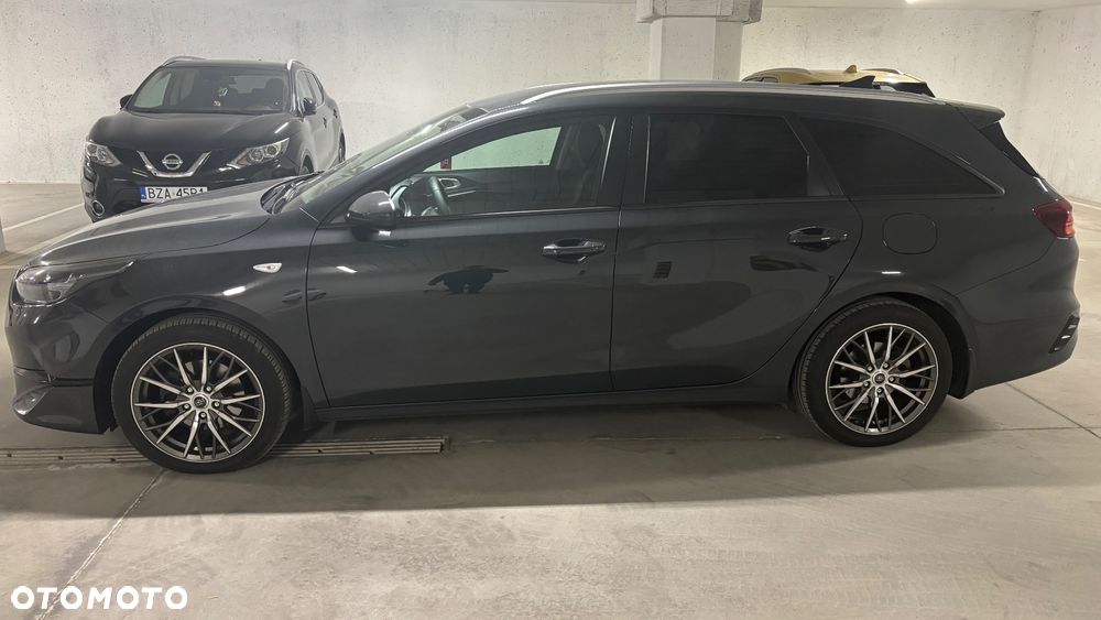 Kia Ceed 1.6 CRDi mHEV L - 3