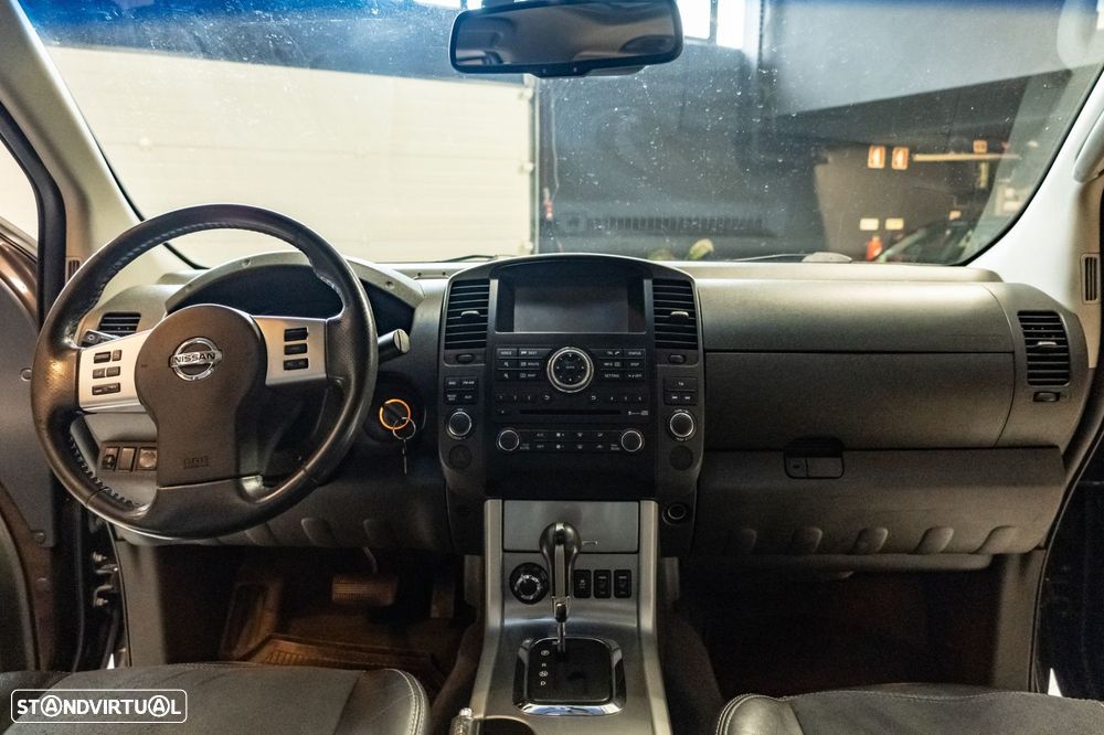 Nissan Navara 3.0 dCi V6 CD LE AT 4WD - 20