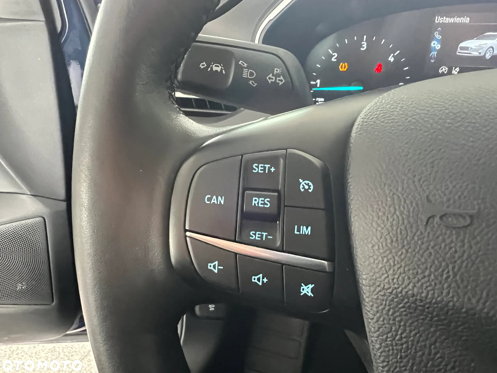 Ford Focus 2.0 EcoBlue Titanium - 23