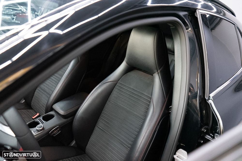 Mercedes-Benz GLA 220 d AMG Line - 42