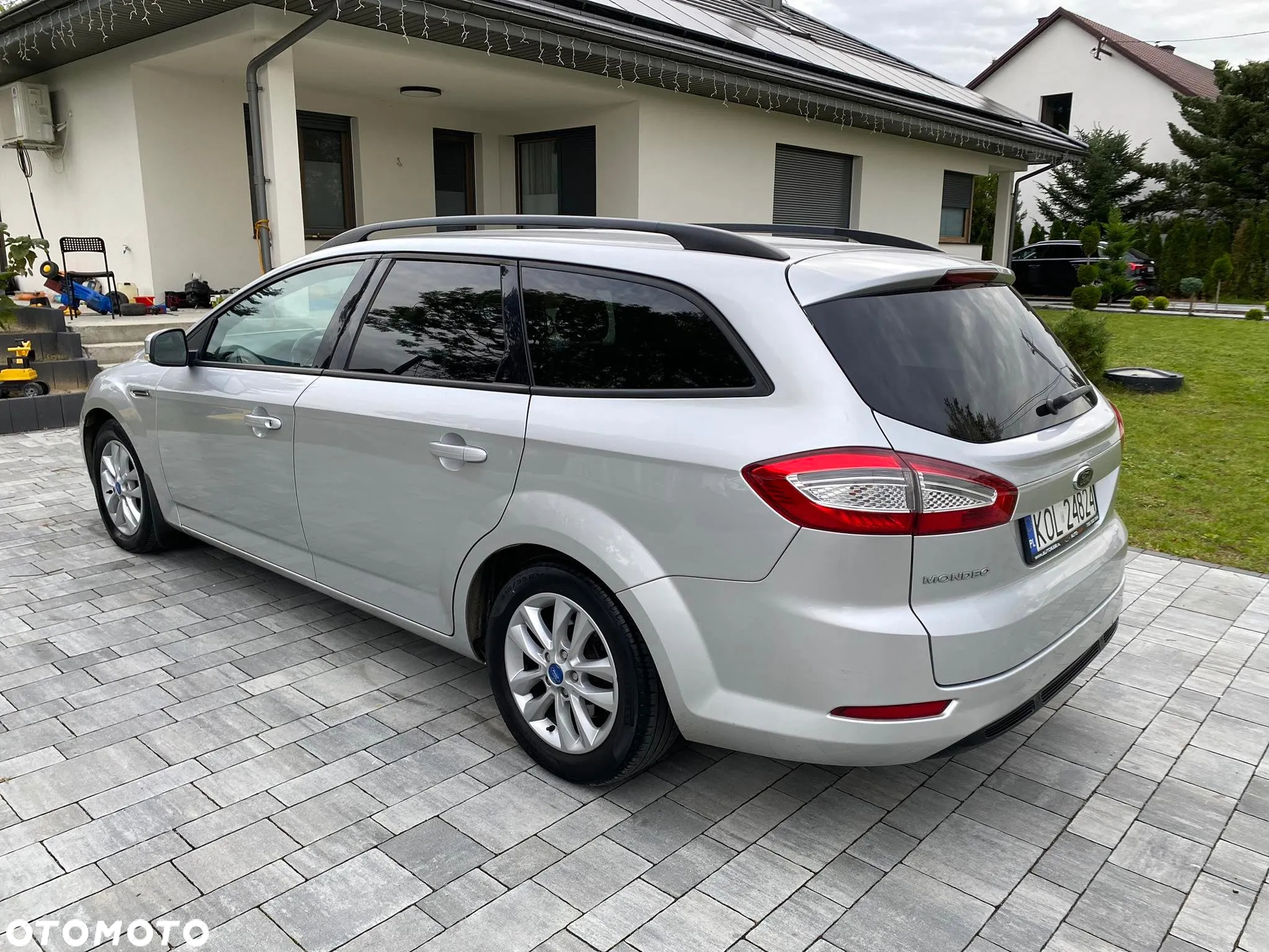 Ford Mondeo 1.6 TDCi Ambiente - 13