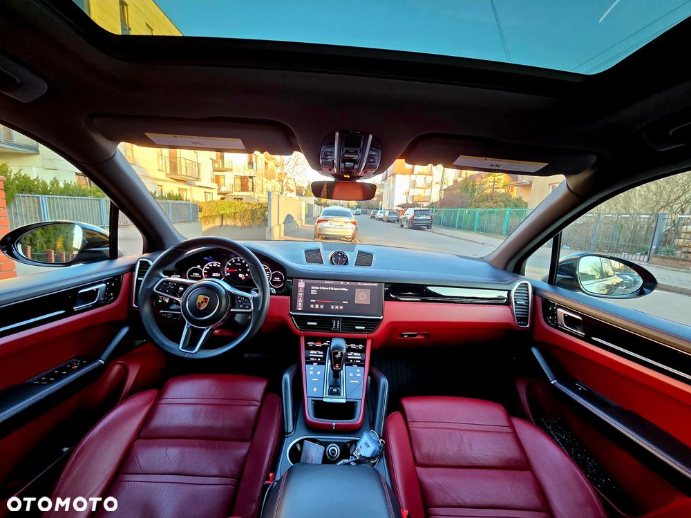 Porsche Cayenne Tiptronic S Platinum Edition - 13