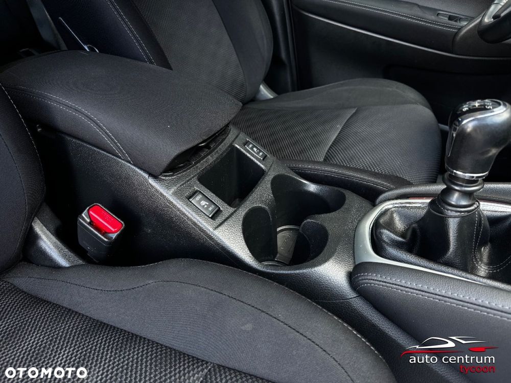 Nissan Qashqai - 12