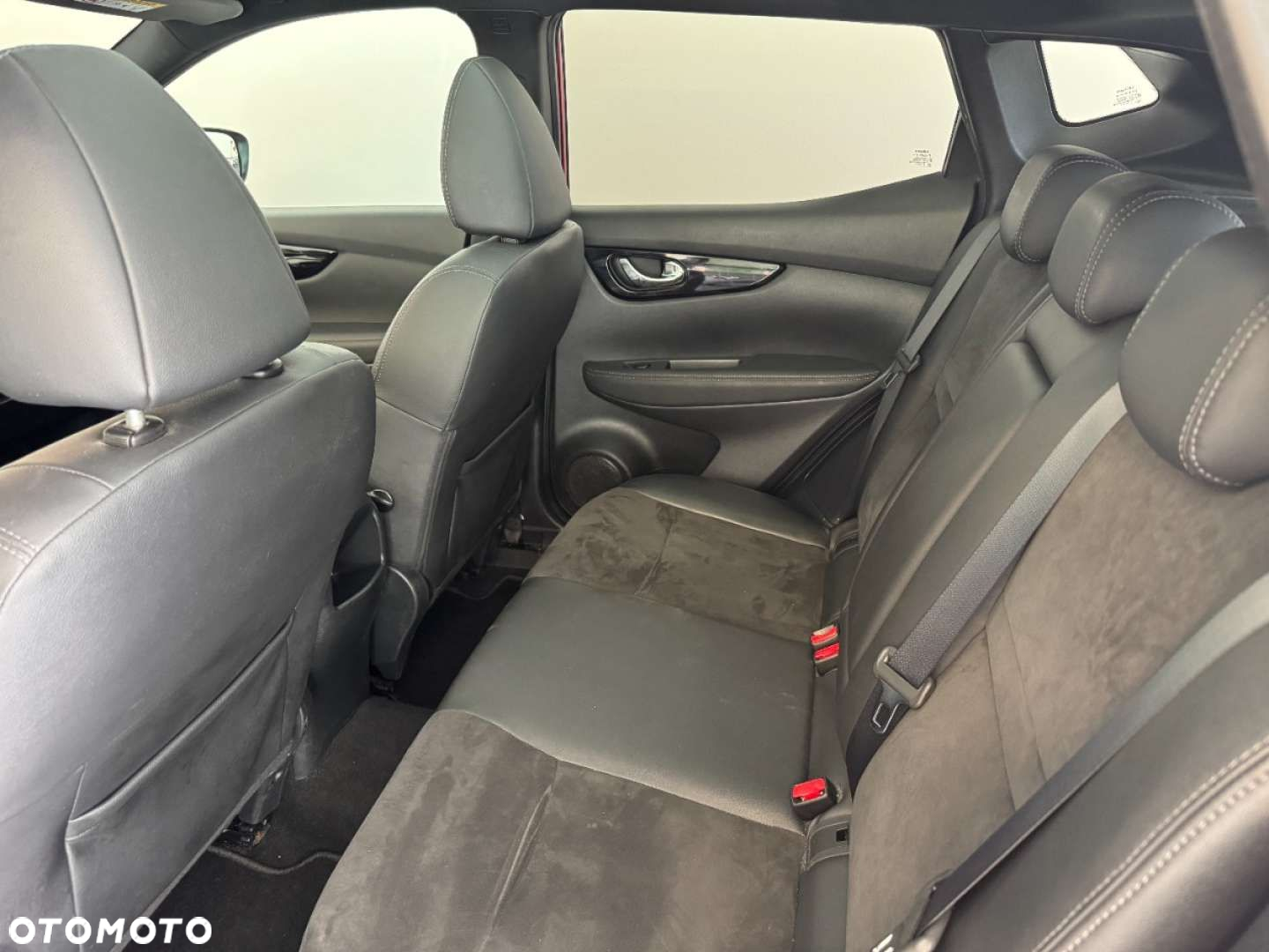 Nissan Qashqai 1.6 DIG-T N-Connecta - 21