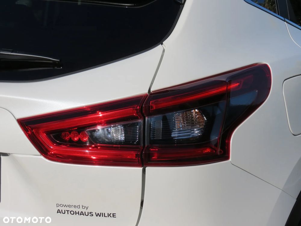 Nissan Qashqai 1.3 DIG-T Tekna - 16