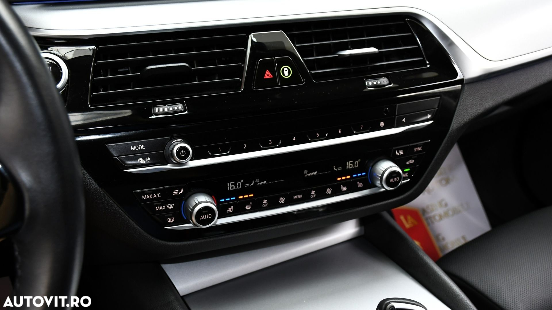 BMW Seria 5 520d xDrive Aut. Sport Line - 12